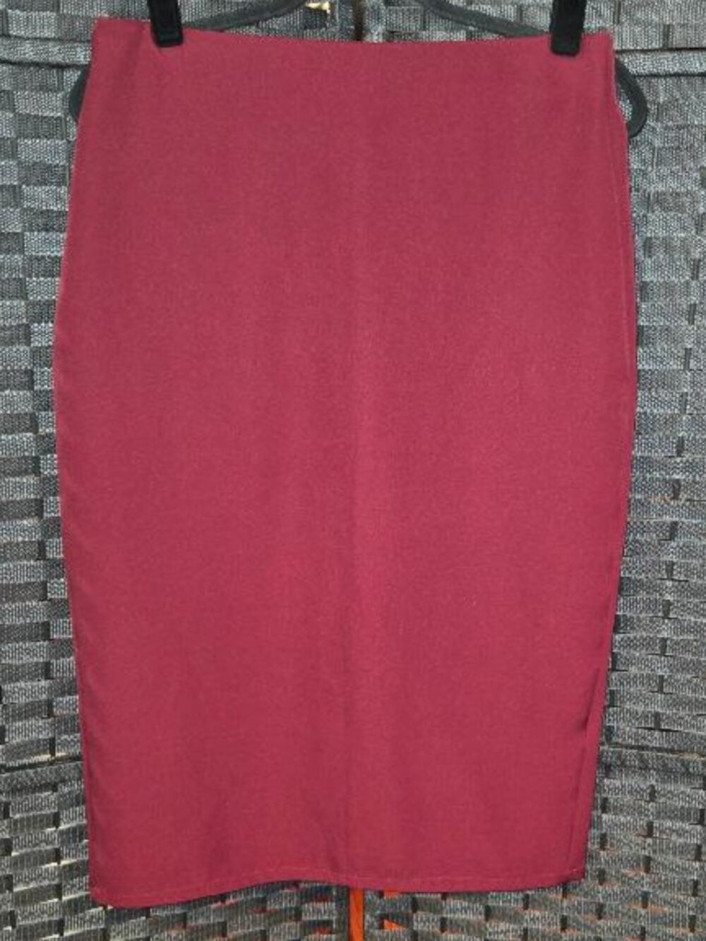 Koandaily Solid Burgundy Pencil Skirt - Picture 1 of 3